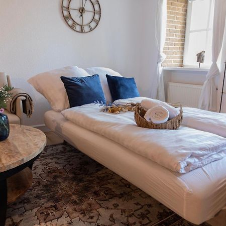 Cozy I Hochwertig Eingerichtet Netflix Parkplatz Nespresso Apartment Longkamp ภายนอก รูปภาพ