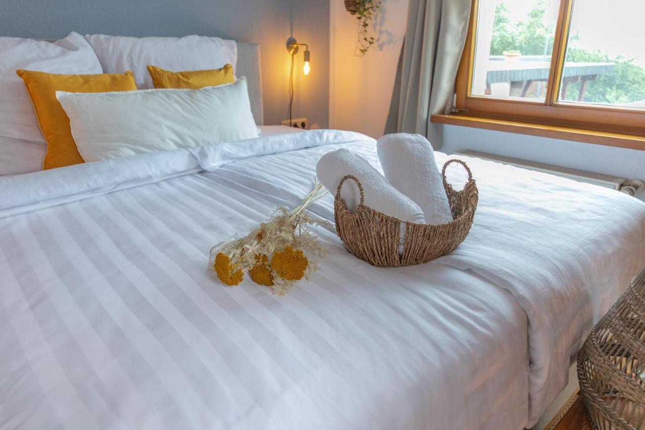 Cozy I Hochwertig Eingerichtet Netflix Parkplatz Nespresso Apartment Longkamp ภายนอก รูปภาพ