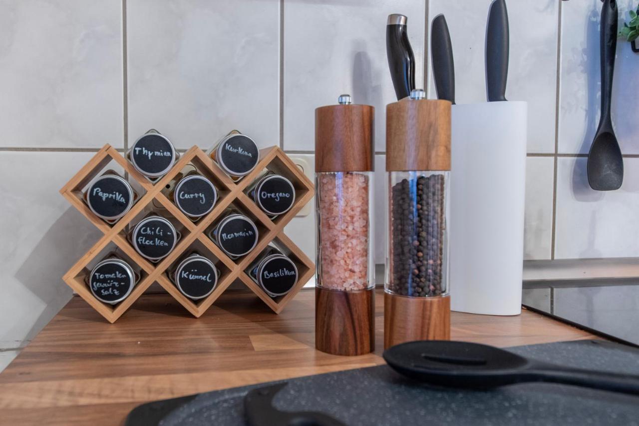 Cozy I Hochwertig Eingerichtet Netflix Parkplatz Nespresso Apartment Longkamp ภายนอก รูปภาพ