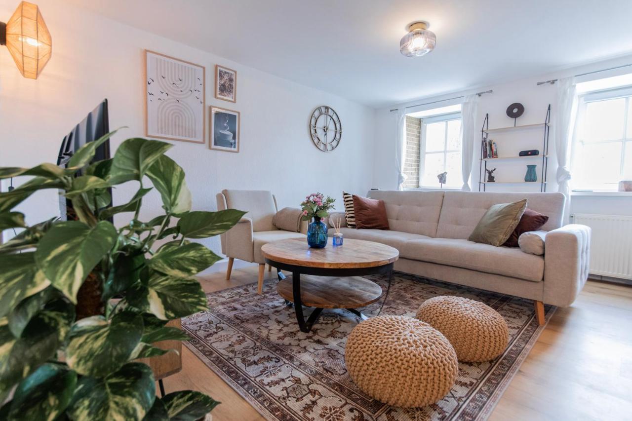 Cozy I Hochwertig Eingerichtet Netflix Parkplatz Nespresso Apartment Longkamp ภายนอก รูปภาพ