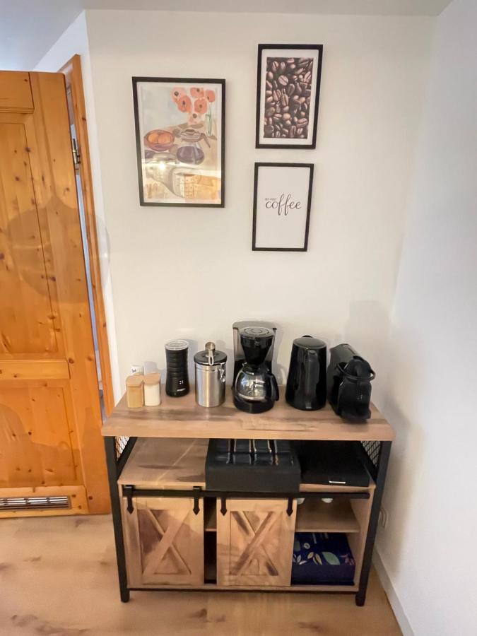 Cozy I Hochwertig Eingerichtet Netflix Parkplatz Nespresso Apartment Longkamp ภายนอก รูปภาพ